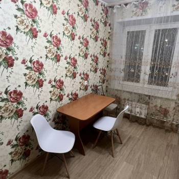 Сдается 2-х комнатная квартира, 64 м²