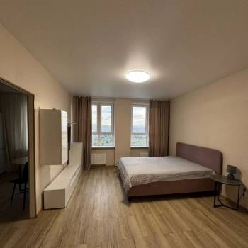 Продается 1-комнатная квартира, 40 м²