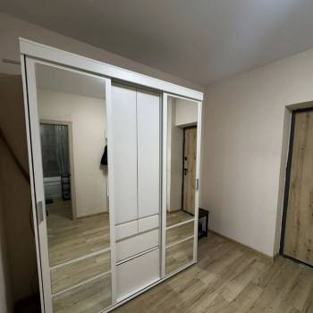 Продается 1-комнатная квартира, 40 м²