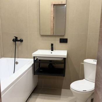 Продается 1-комнатная квартира, 40,7 м²