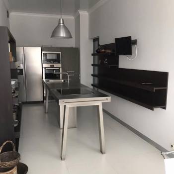 Сдается Многокомнатная квартира, 130 м²