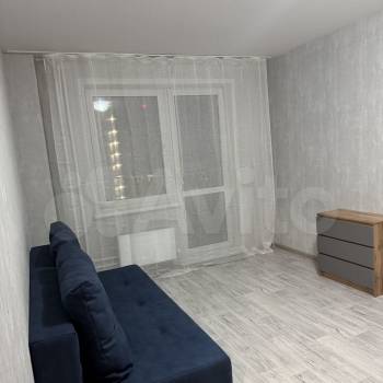 Сдается 1-комнатная квартира, 38 м²