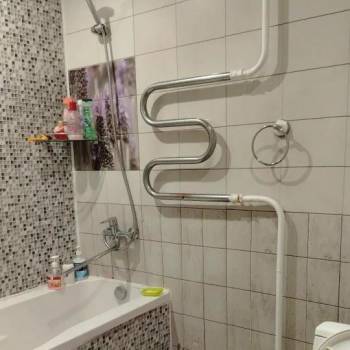 Сдается 1-комнатная квартира, 67 м²