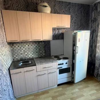 Сдается 1-комнатная квартира, 40 м²