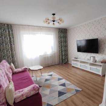 Сдается 1-комнатная квартира, 42 м²
