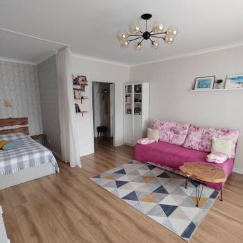 Сдается 1-комнатная квартира, 42 м²