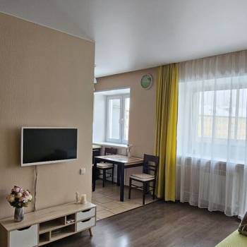 Сдается 2-х комнатная квартира, 42 м²