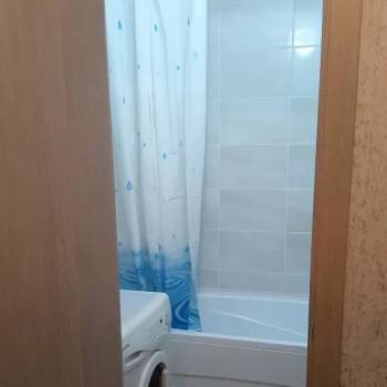 Сдается 1-комнатная квартира, 45 м²