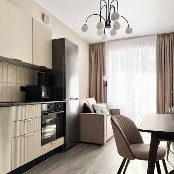 Сдается 1-комнатная квартира, 43 м²