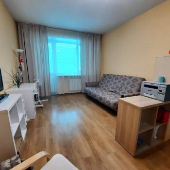 Сдается 1-комнатная квартира, 48 м²