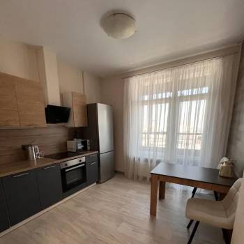 Сдается 2-х комнатная квартира, 56 м²