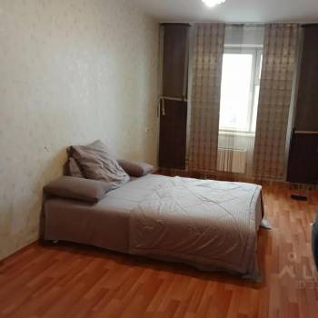 Сдается 1-комнатная квартира, 36 м²