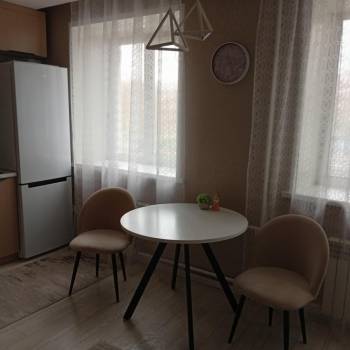 Сдается 2-х комнатная квартира, 42 м²