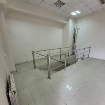 Сдается Нежилое помещение, 412 м²