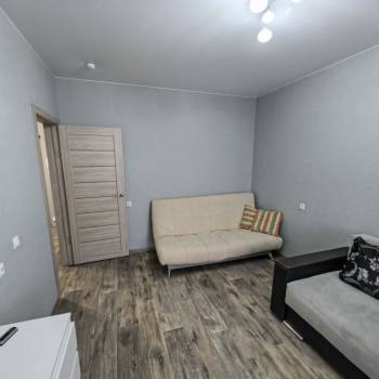 Сдается 1-комнатная квартира, 37,6 м²