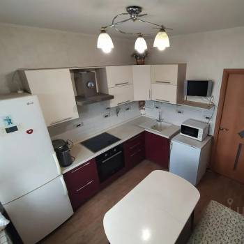 Продается Многокомнатная квартира, 82,1 м²