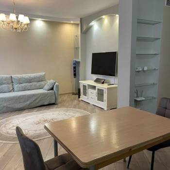 Сдается 2-х комнатная квартира, 70 м²