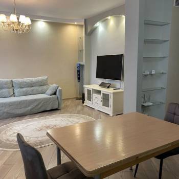 Сдается 2-х комнатная квартира, 70 м²