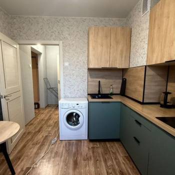 Сдается 1-комнатная квартира, 40 м²