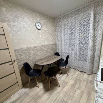 Сдается 2-х комнатная квартира, 62 м²