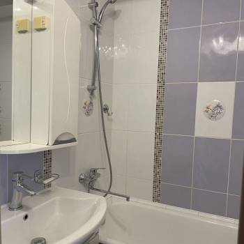 Сдается Многокомнатная квартира, 70 м²
