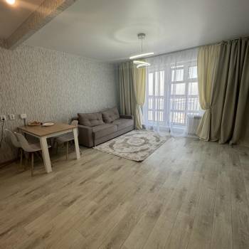 Сдается 2-х комнатная квартира, 56 м²