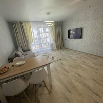 Сдается 2-х комнатная квартира, 56 м²