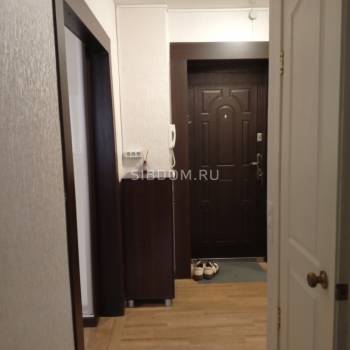 Продается 1-комнатная квартира, 32 м²