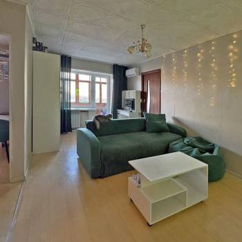 Продается 2-х комнатная квартира, 42,3 м²