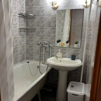 Сдается Многокомнатная квартира, 68 м²
