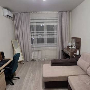 Сдается 1-комнатная квартира, 38 м²