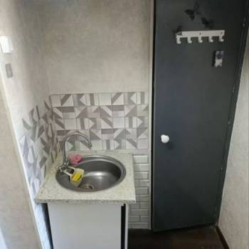 Продается 1-комнатная квартира, 17 м²