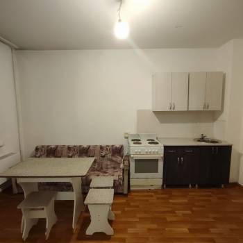 Сдается 1-комнатная квартира, 52 м²