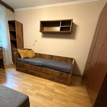 Продается 3-х комнатная квартира, 57 м²