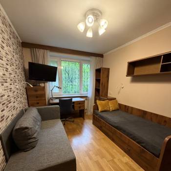 Продается 3-х комнатная квартира, 57 м²