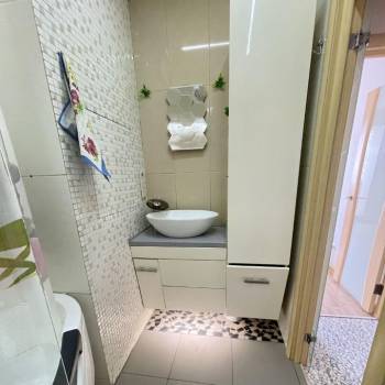 Продается 2-х комнатная квартира, 56 м²