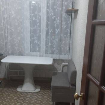 Сдается 1-комнатная квартира, 39 м²