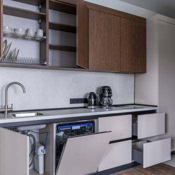 Продается 1-комнатная квартира, 38 м²