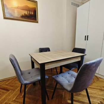 Сдается 2-х комнатная квартира, 42 м²