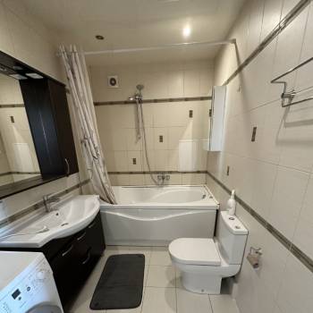 Продается 2-х комнатная квартира, 62 м²