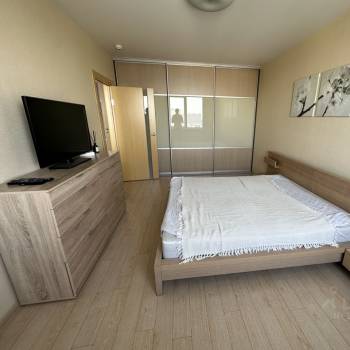 Продается 2-х комнатная квартира, 62 м²