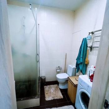 Продается 1-комнатная квартира, 52,6 м²