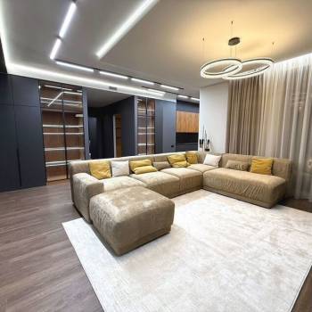 Продается Многокомнатная квартира, 169,8 м²