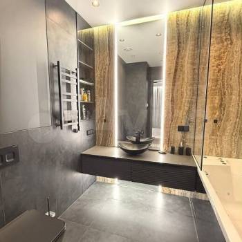 Продается Многокомнатная квартира, 169,8 м²