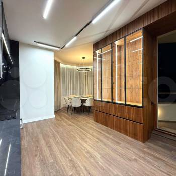 Продается Многокомнатная квартира, 169,8 м²