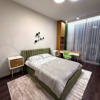 Продается Многокомнатная квартира, 169,8 м²