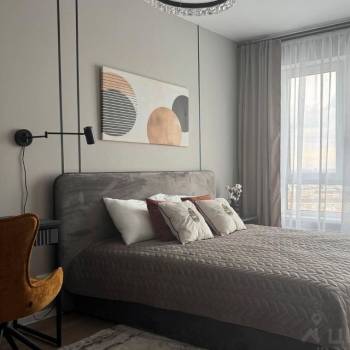 Сдается 1-комнатная квартира, 42 м²