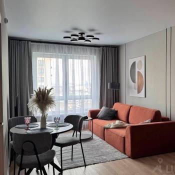 Сдается 1-комнатная квартира, 42 м²