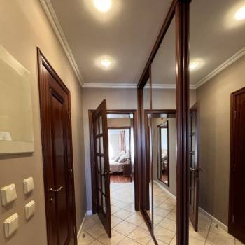 Сдается 2-х комнатная квартира, 69 м²