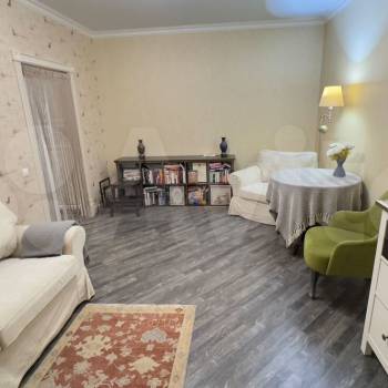 Продается 1-комнатная квартира, 37,3 м²